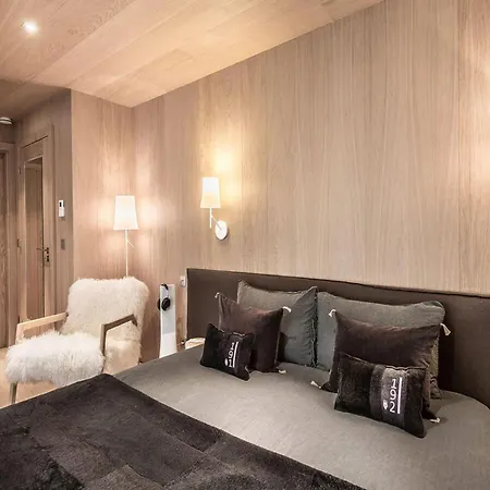 Stylish Chalet With Wellness Holiday home *