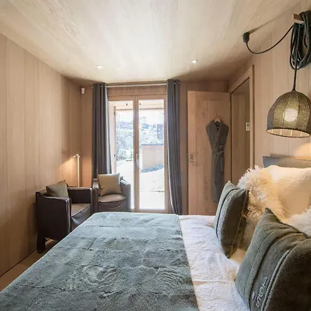 Holiday home Stylish Chalet With Wellness *